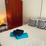 Apartment Homely Flat Near Airport *